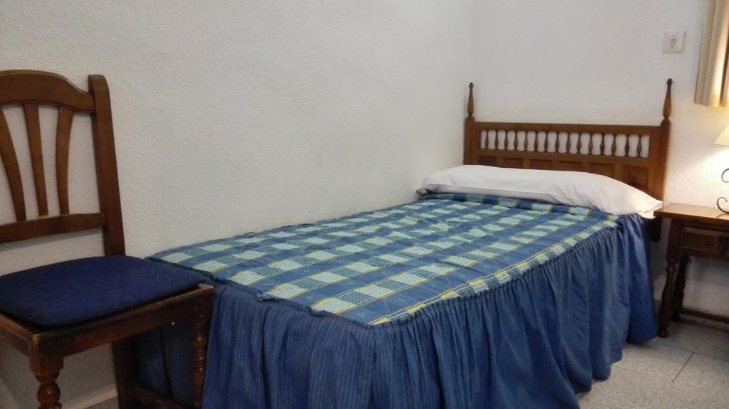 גרנדה Pension Ciudad Navarro Ramos מראה חיצוני תמונה